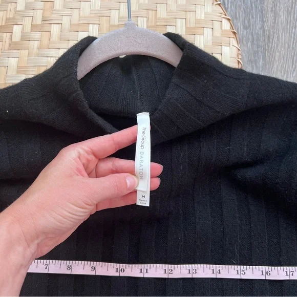 Aritzia the group by Babaton black wool & cashmere ribbed turtleneck sweater - Picture 5 of 7